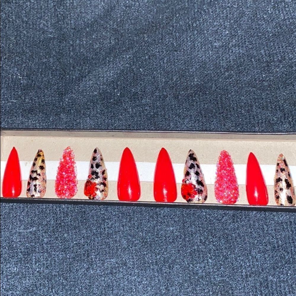 Custom made Nails by Make Up Your Mind Spa🔥20p set